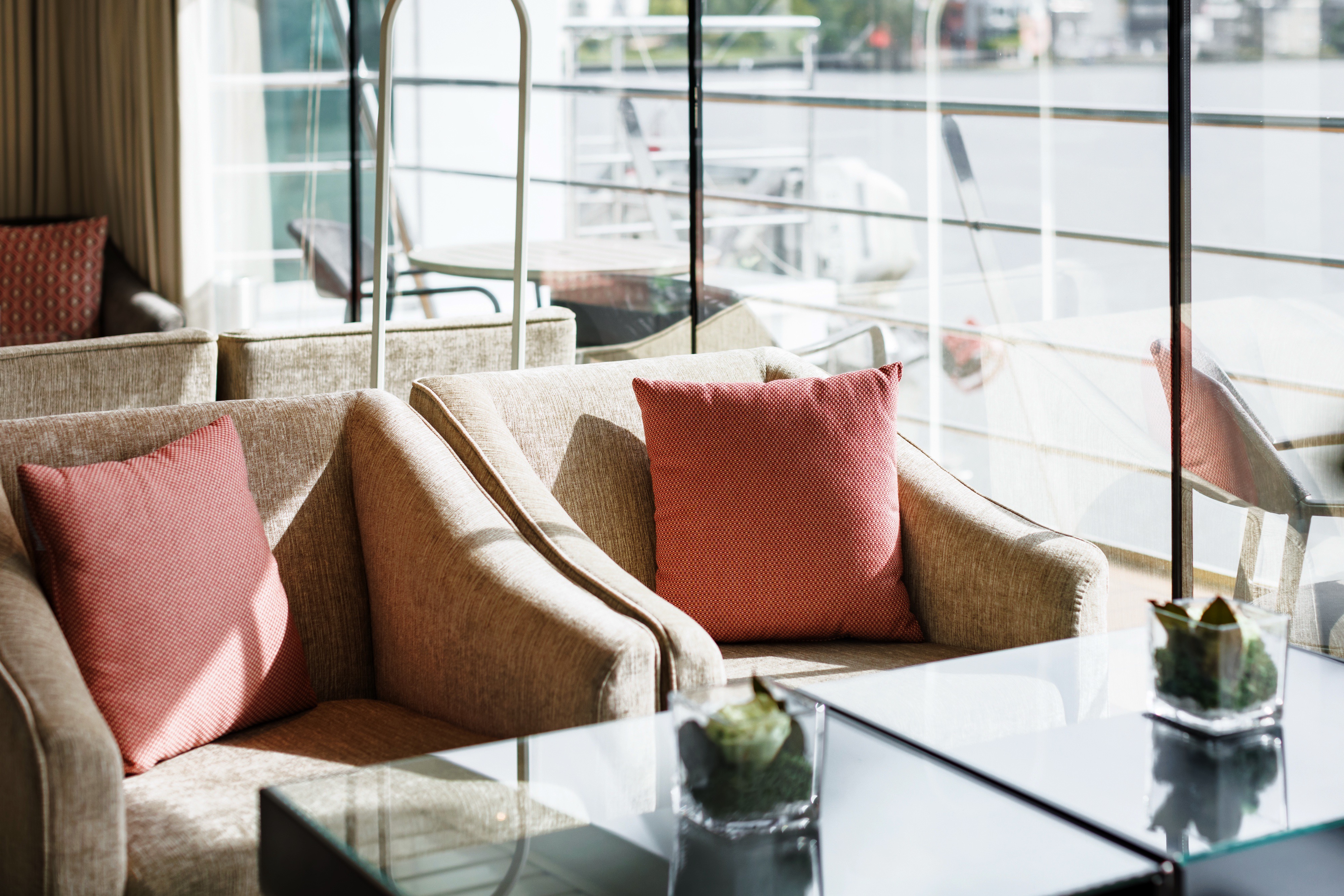 Avalon Panorama - Club Lounge